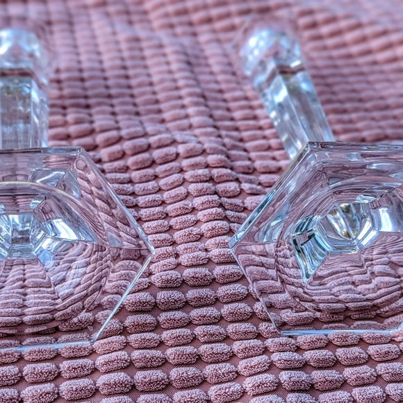 Set of two (2) crystal candlestick holders - Picture 3 of 13